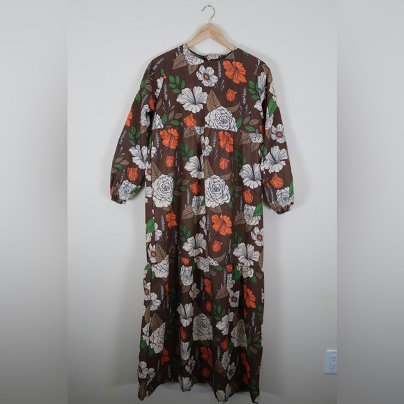 Floral Print 70’s Maxi Dress - Picture 2 of 4
